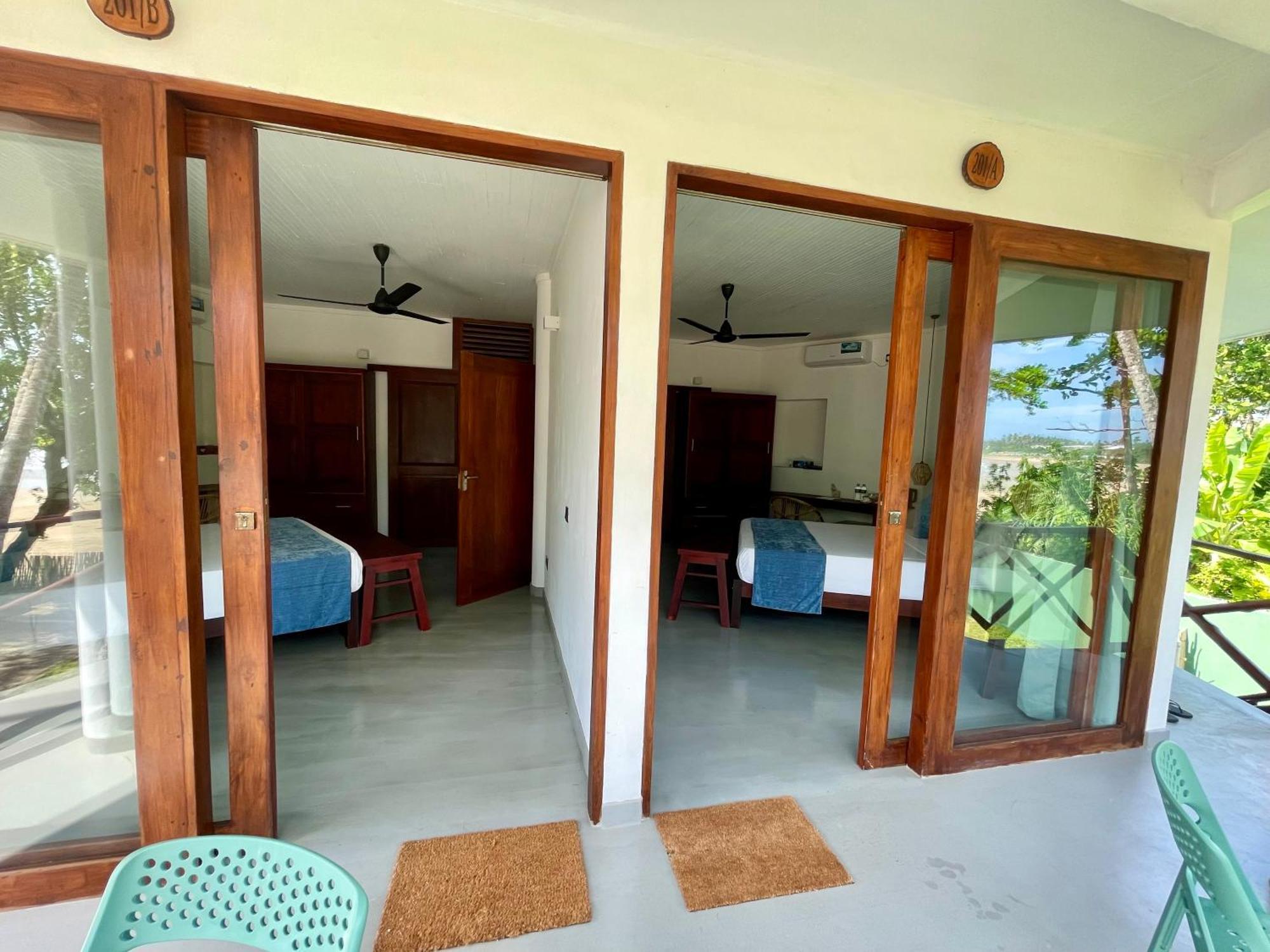 Casa Smeralda ดิคเวลลา ภายนอก รูปภาพ