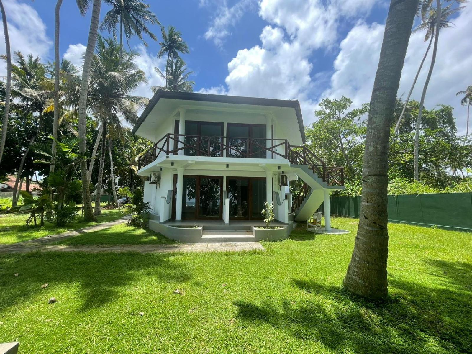 Casa Smeralda ดิคเวลลา ภายนอก รูปภาพ